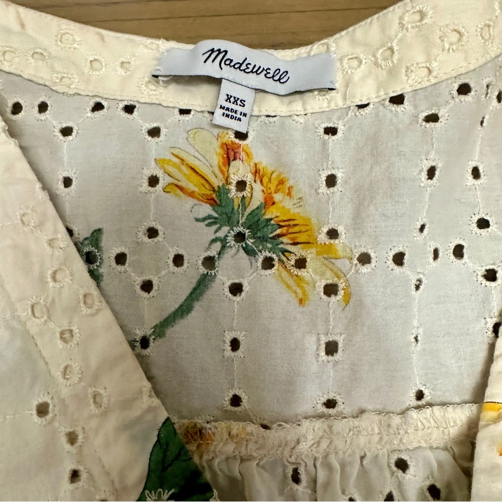 Madewell Cream Eyelet V-Neck Top with Yellow Sunflower Print - Picture 4 of 6
